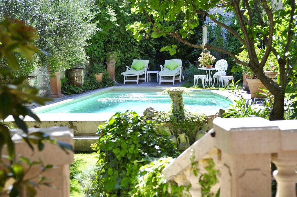 Bed and Breakfast Les Saisons Villeneuve-lès-Avignon Zewnętrze zdjęcie